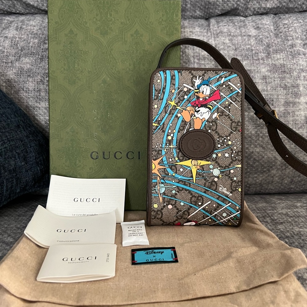 Rare Gucci x Disney Donald Duck Crossbody Bag